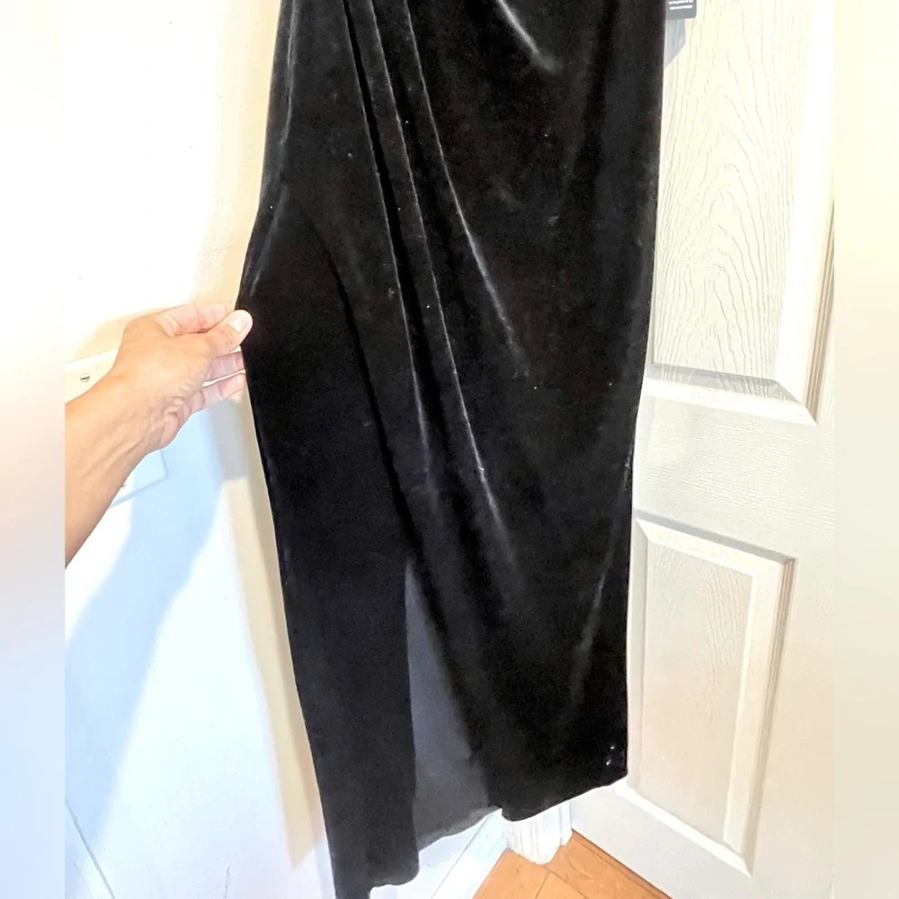 Express One Shoulder Evening Dress - Picture 5 of 5